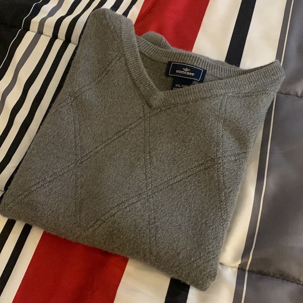 Grey XXL Dockers Men’s V-Neck Sweater Vest